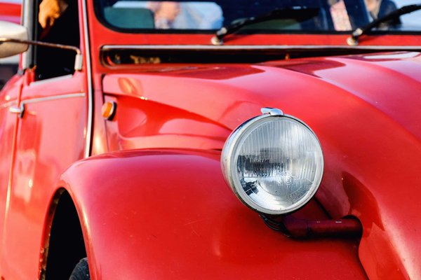 Quel itinéraire de visite choisir à Paris à bord d'une 2CV ?